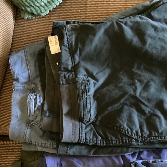 Women’s lot of assorted capris - Picture 4 of 6